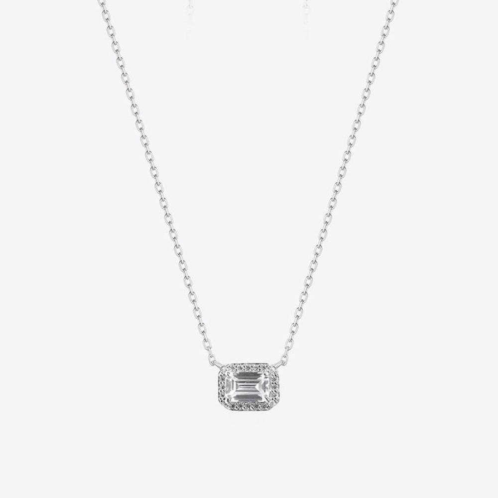 Miss Green Halo Necklace Victoria