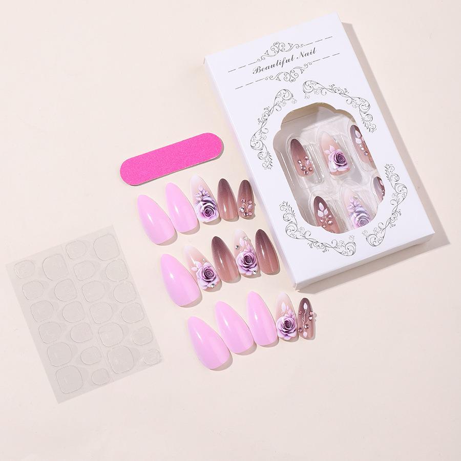 

3D-печатные носимые типсы миндалевидной формы с розовым градиентом и нейл-артом со стразами