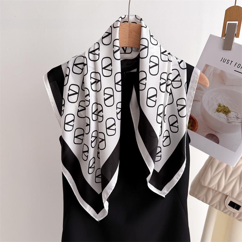 Elegant Spring Floral Silk-Blend Square Scarf - Headscarf & Neck Protection Neckerchief for Women