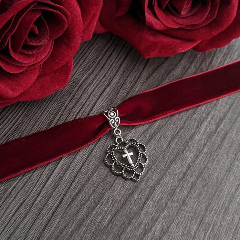 Gothic Velvet Choker with Heart-shaped Cross Pendant Necklace (Red  Black)