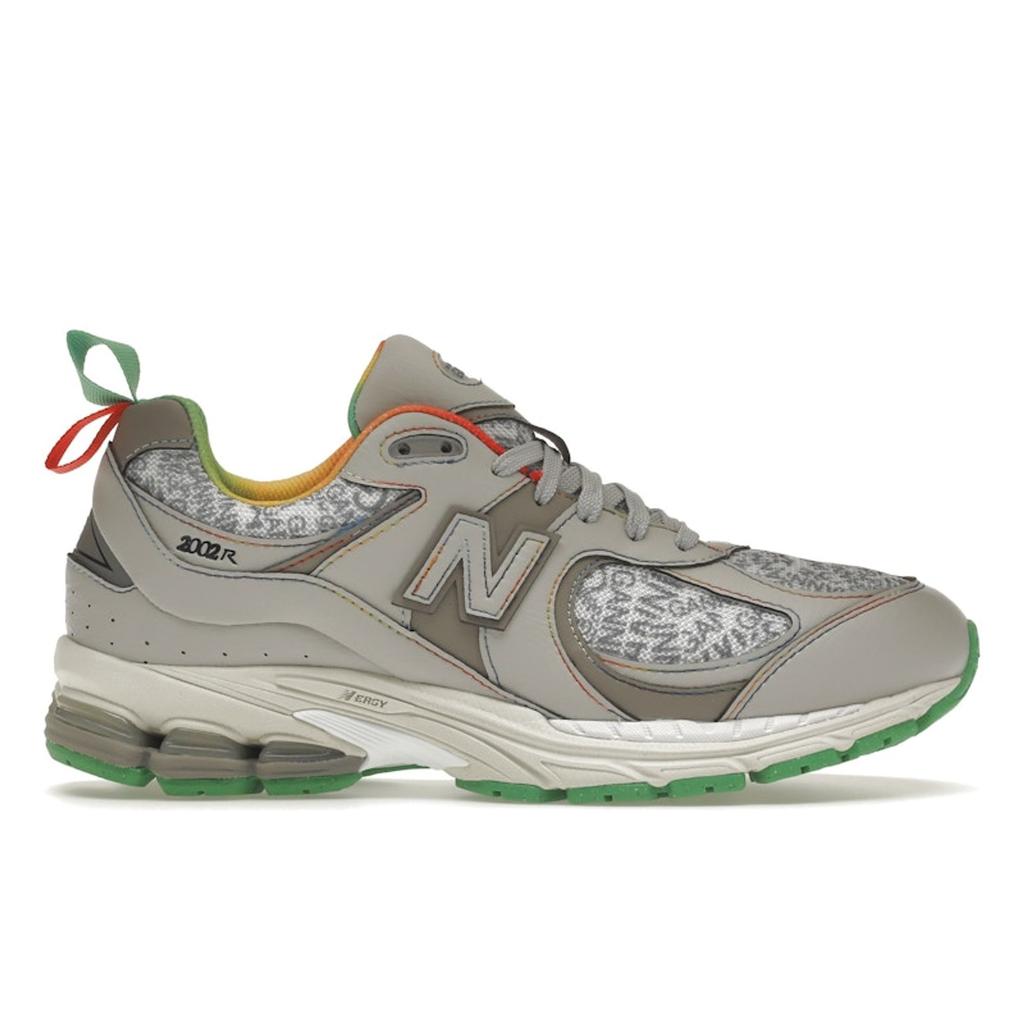 GANNI x New Balance 2002R Raincloud Unisex Sneakers White Rain-Cloud Island-Green M2002RGD