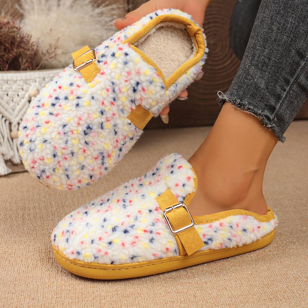 Fashion 2025 Women Slippers Beach Comfortable Anti-slip Sandals Summer Hollow Out Flats Shoes Women Lightweight Slippers Slides Women