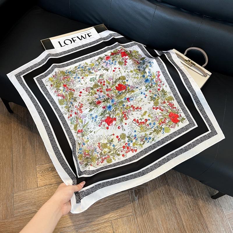 Silk scarf 71 * 71 imitation silk square scarf Korean atmosphere neck silk scarf flower pattern flower polka dot scarf
