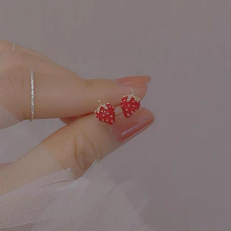 Boucles d'oreilles puces Fraise Douce pour Femmes Style Niche Brillant Délicat Boucles d'oreilles Strass Tempérament Délicat Fête Mariage Bijoux d'Oreilles