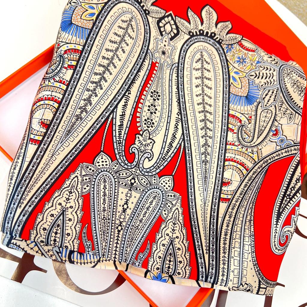 Beautiful And Atmospheric [Totem Red Waist Drum] Mulberry Silk Square Scarf Silk Scarf Shawl Woman