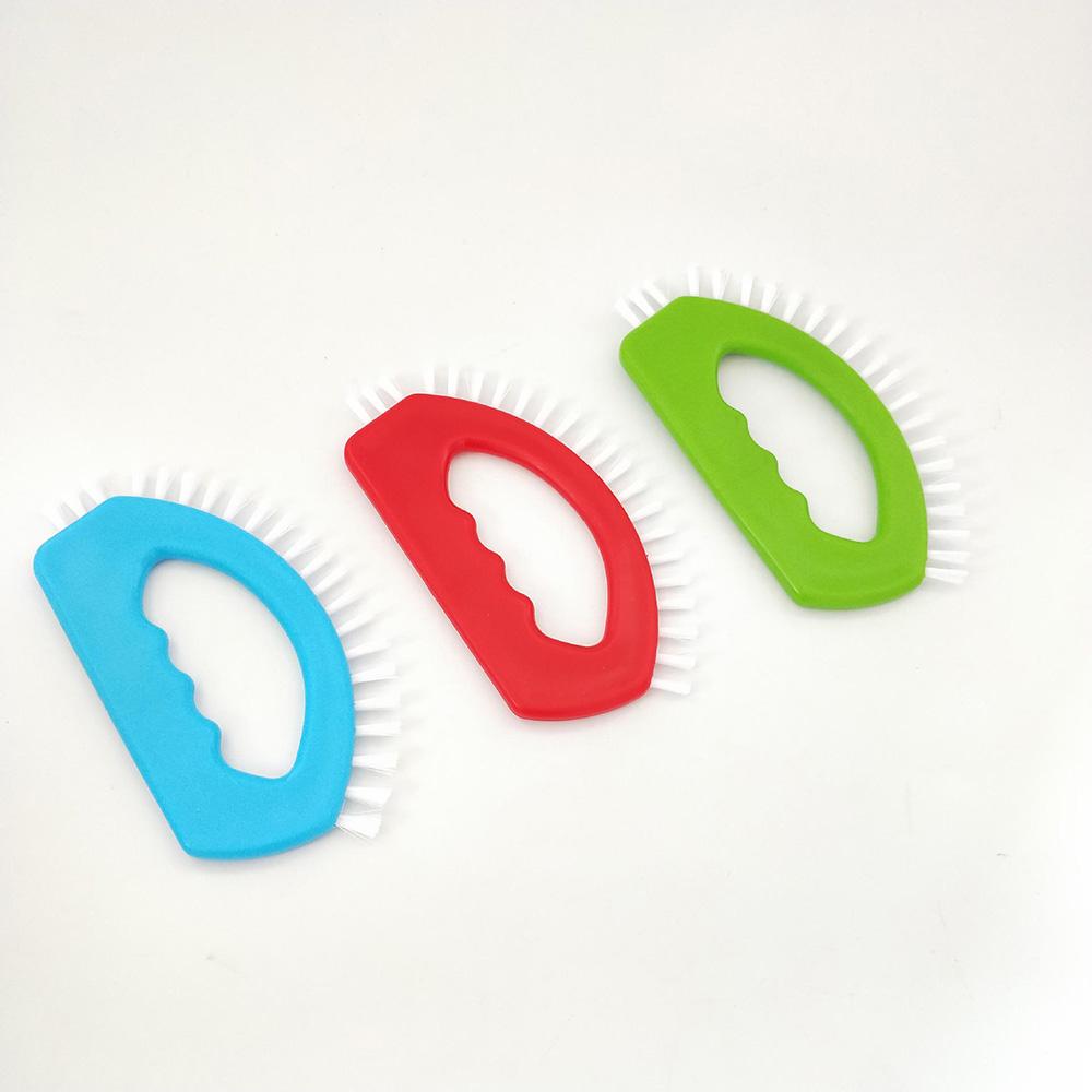 Pack De 3 Cepillos Giratorios Para Rincones + 3 Ganchos Con Forma De Corazón - Para Baño Y Cocina