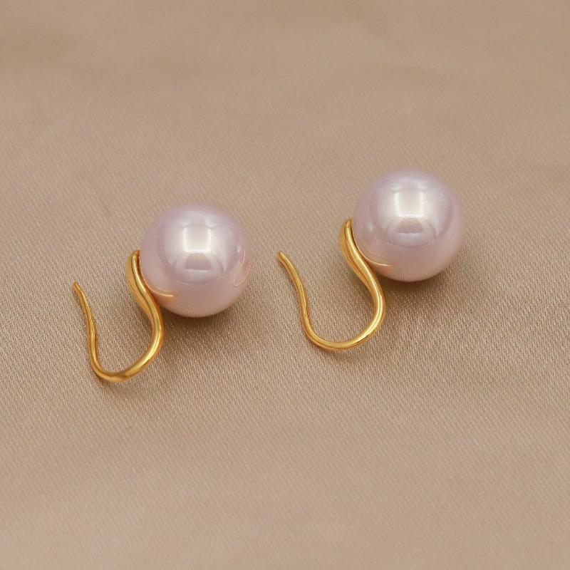 Korean Style Version Pearl Simple Retro Silver Needle Ins Hot Sale Earrings for Women .
