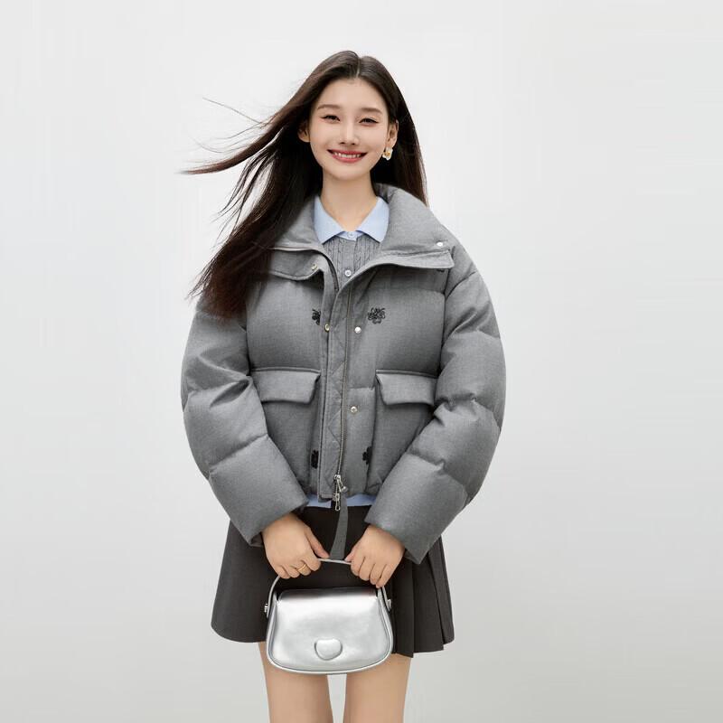 Qiushuiyiren Commuter Stand-Collar Down Jacket