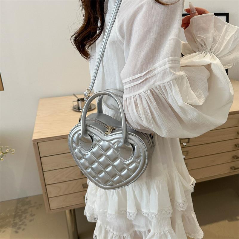 Stylish Pu Leather Heart Tote Bag For Women Chic Street Style Crossbody Bag