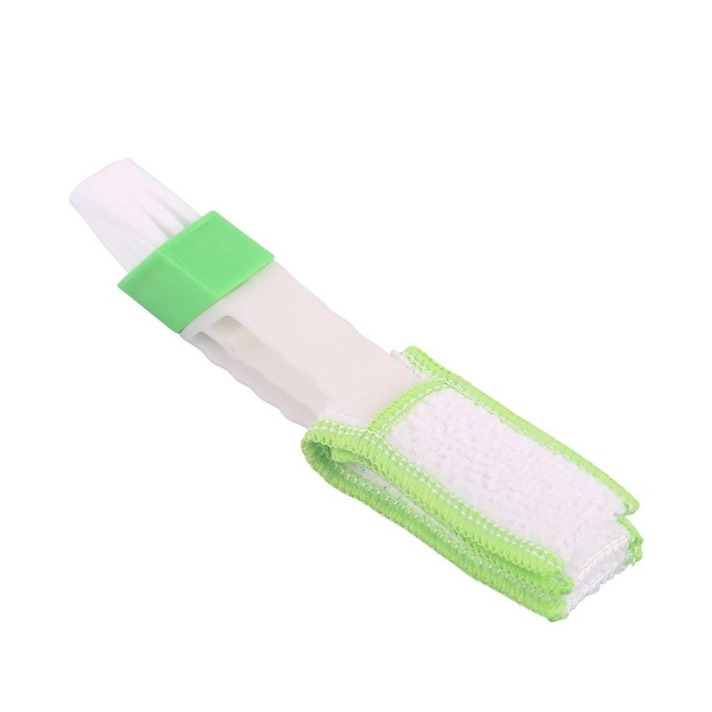Car Vent Cleaning Brush - Dust Removal Tool for Interior Detailing