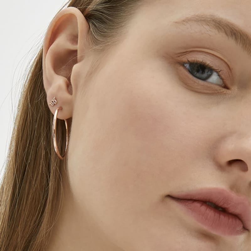 Own Snake Piercing (14k / 18k Gold)