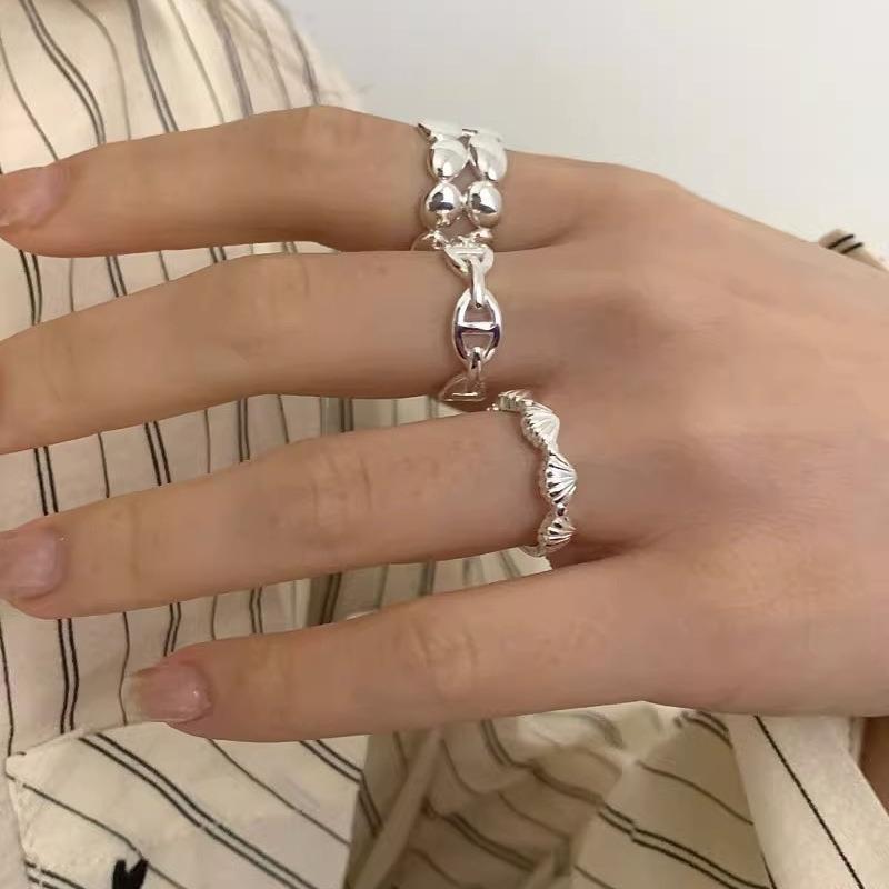 Elegant Minimalist Korean Designed Open Adjustable Ring For Women In Chic Shell Pig Nose Style