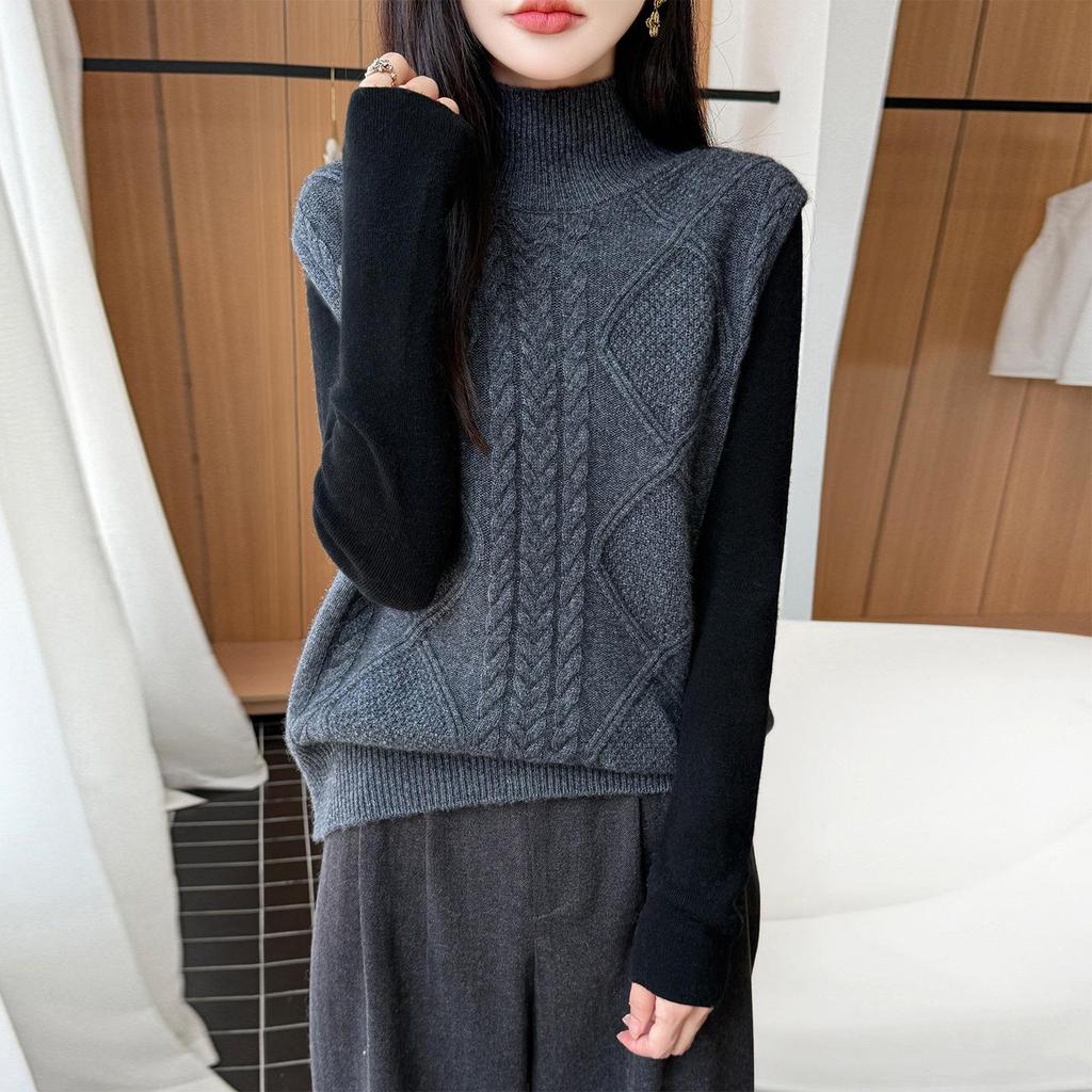 Women's Double-Sided High-Neck Cable Knit Wool Vest - Sleeveless, Thick, Perfect for Autumn/Winter Layering