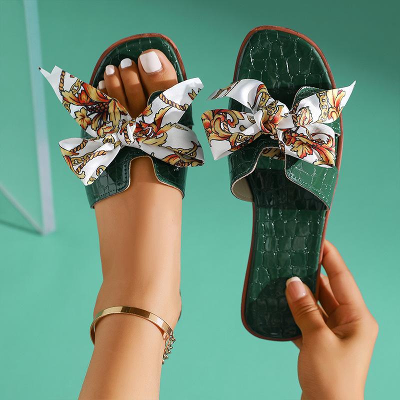 Fashionable Bow Flip-flops for Women, Summer New Style Flat Sandals, Household Large-size Women's Shoes
