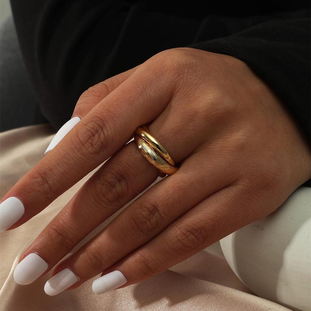 European and American Style Knotted Ring for Women - Celebrity Inspired Fashion Couple Rings