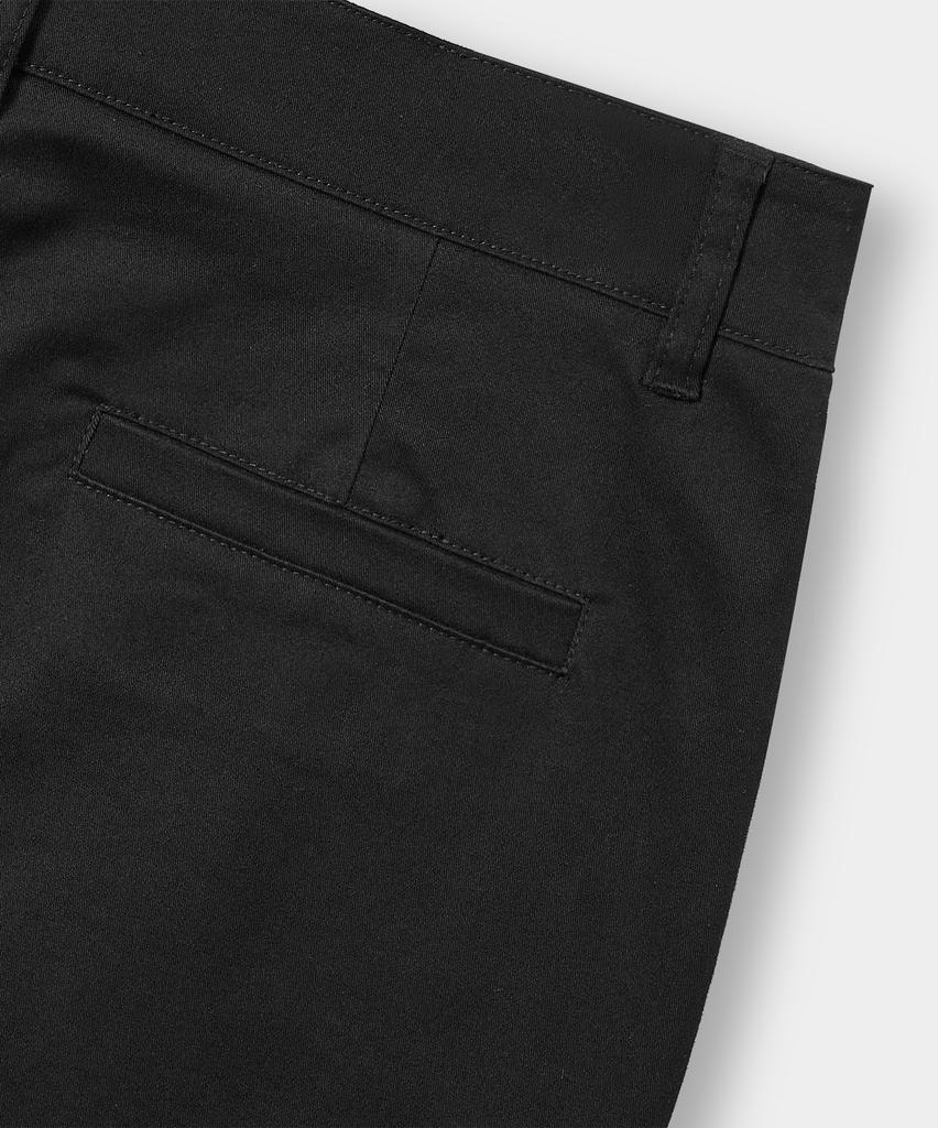 Yujen Semi-Flare Capri Pants_Black