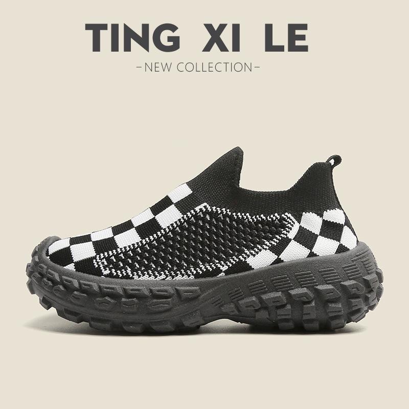 

Children s Sneakers2026New Spring and Autumn Boys Casual Shoes, Breathable Mesh Shoes, Soft Sole Girls Flyknit Shoes, Baby Shoes 21-26（One Hand Shot6Dou чёрный