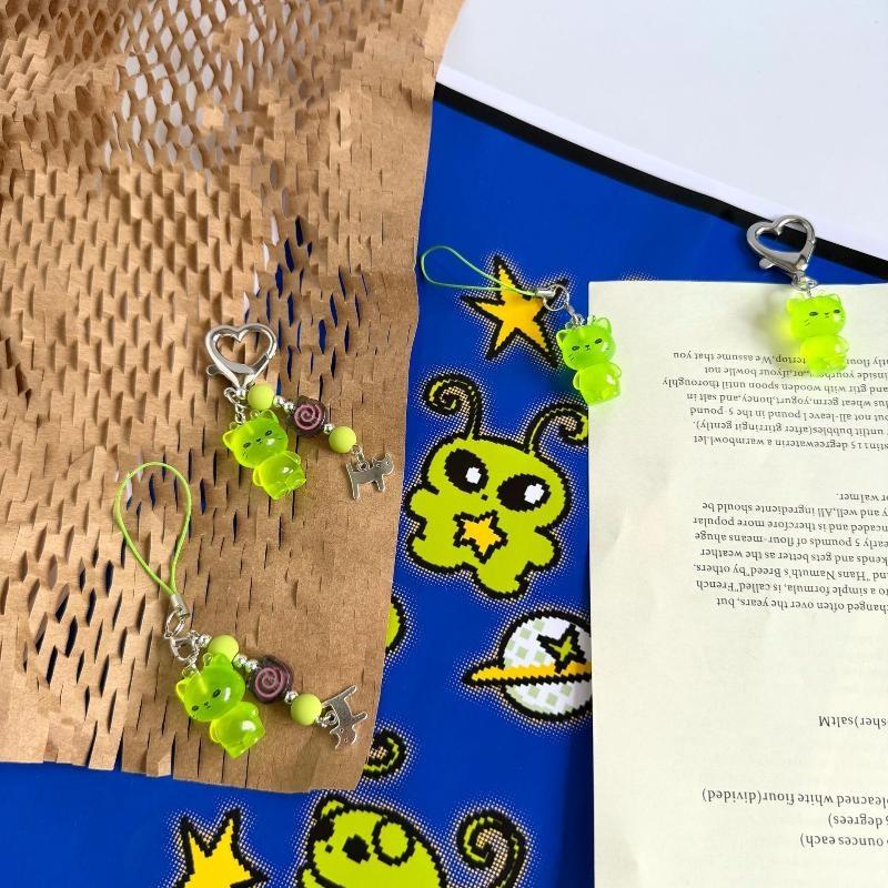 Portachiavi Creativo Luminoso Mini Gatto Alieno Brilla al Buio Per Cinturino del Telefono Ciondoli da Appendere allo Zaino Portachiavi Regali per Donne Uomini
