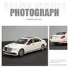 1/24 Scale BENZ E300 Alloy Car Model Simulated Sound and Lighting Children's Car Toys Suitable for Boys' Birthday Gifts