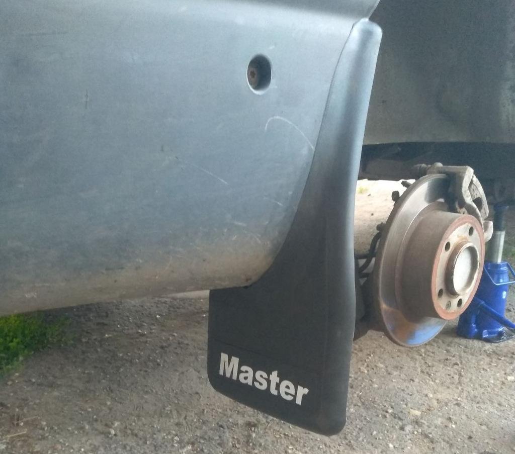 

Premium Mudguards with Recess (2 pieces, rubber) for Renault Master 1998-2010