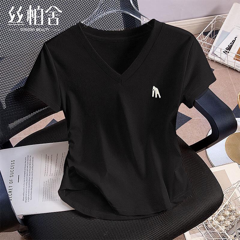 Women s Slim Fit V-Neck Pleated Embroidered T-Shirt S