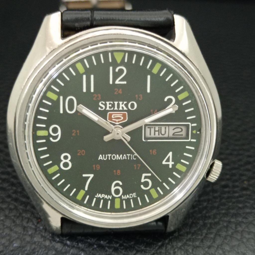 VINTAGE SEIKO 5 AUTOMATIC 7019A JAPAN MENS GREEN COLOR DIAL WATCH a708528-1