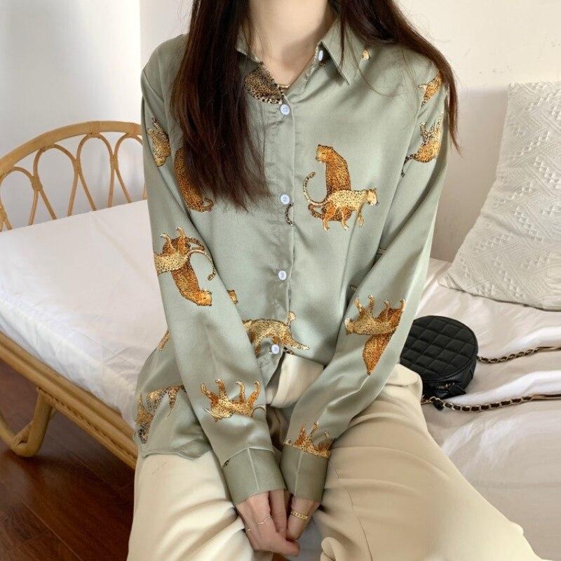 Vintage Turn Down Collar Blouse Fashion Leopard Animal Print Long Sleeve Shirt Casual Pocket Loose Tops 2023 Women Clothes 20678