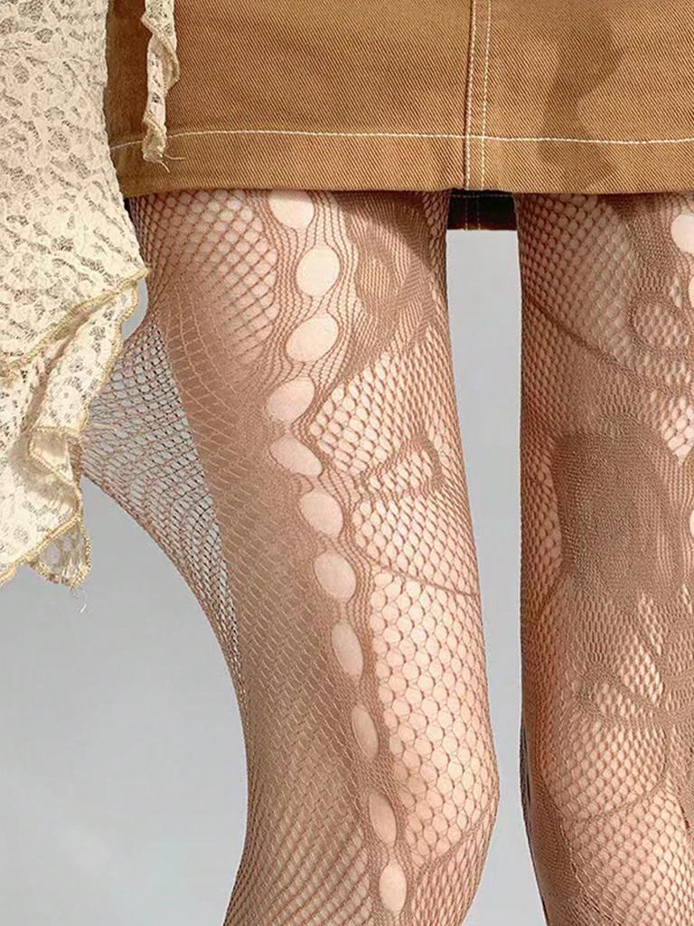 A Pair of Women's Fishnet Tights Fashion Y2k Lace Mesh Hole Base Lolita JK Pantyhose