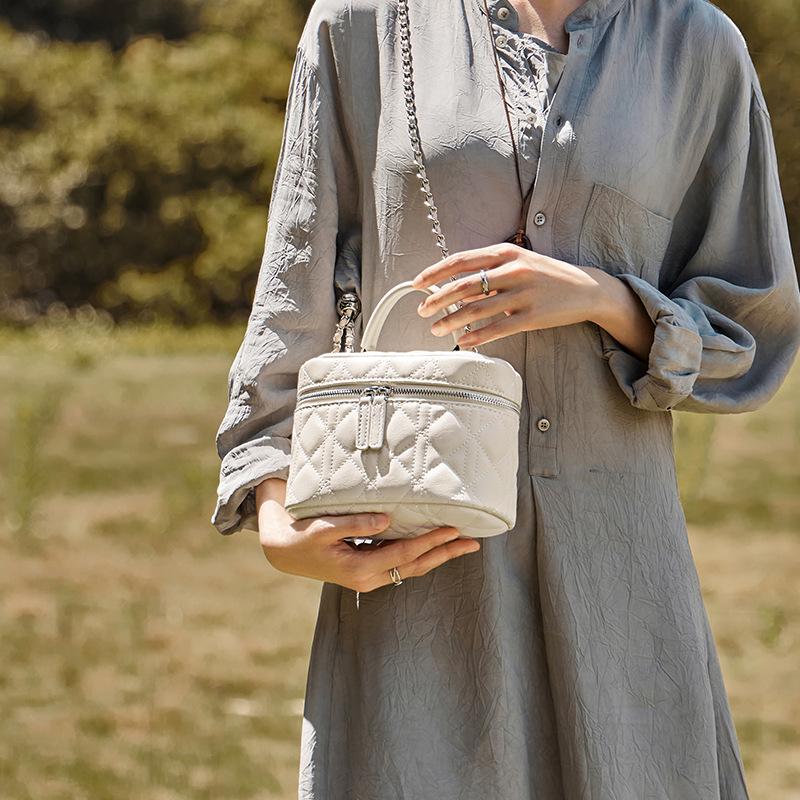 Qiao Lady Bag Autumn Winter Fashion New Single Shoulder Bag High-end Small Square Bag Versatile Niche Crossbody Genuine Leather Women's Bag