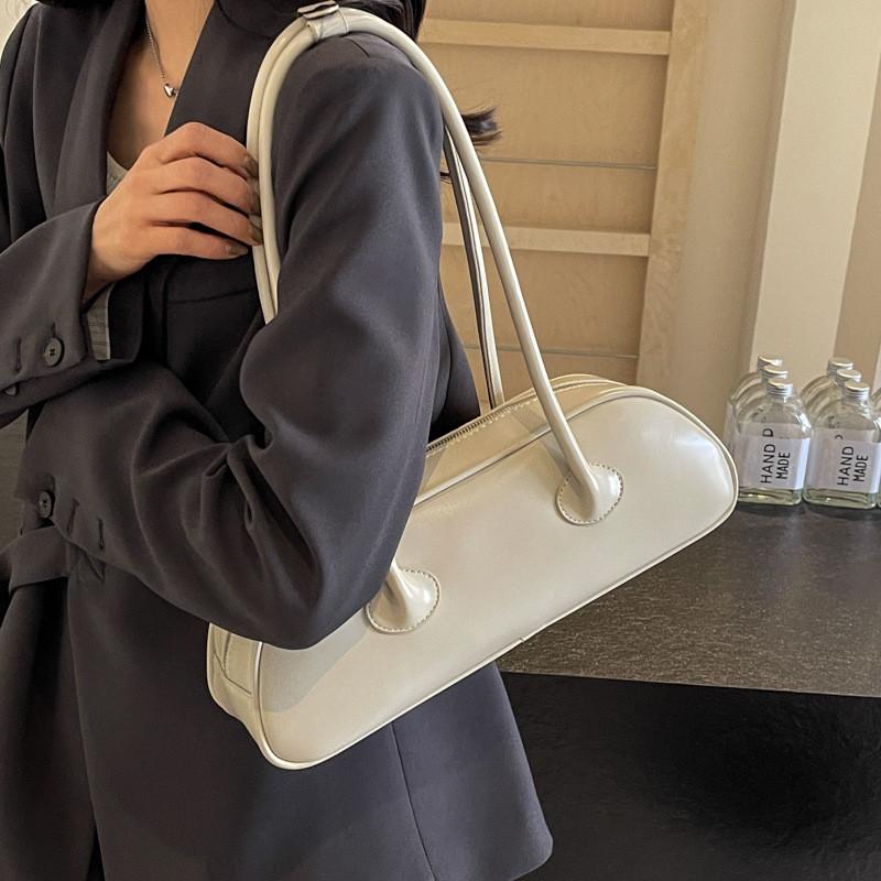 Minimalist Pu French Bag With Zipper Closure And Interior Pockets For Women