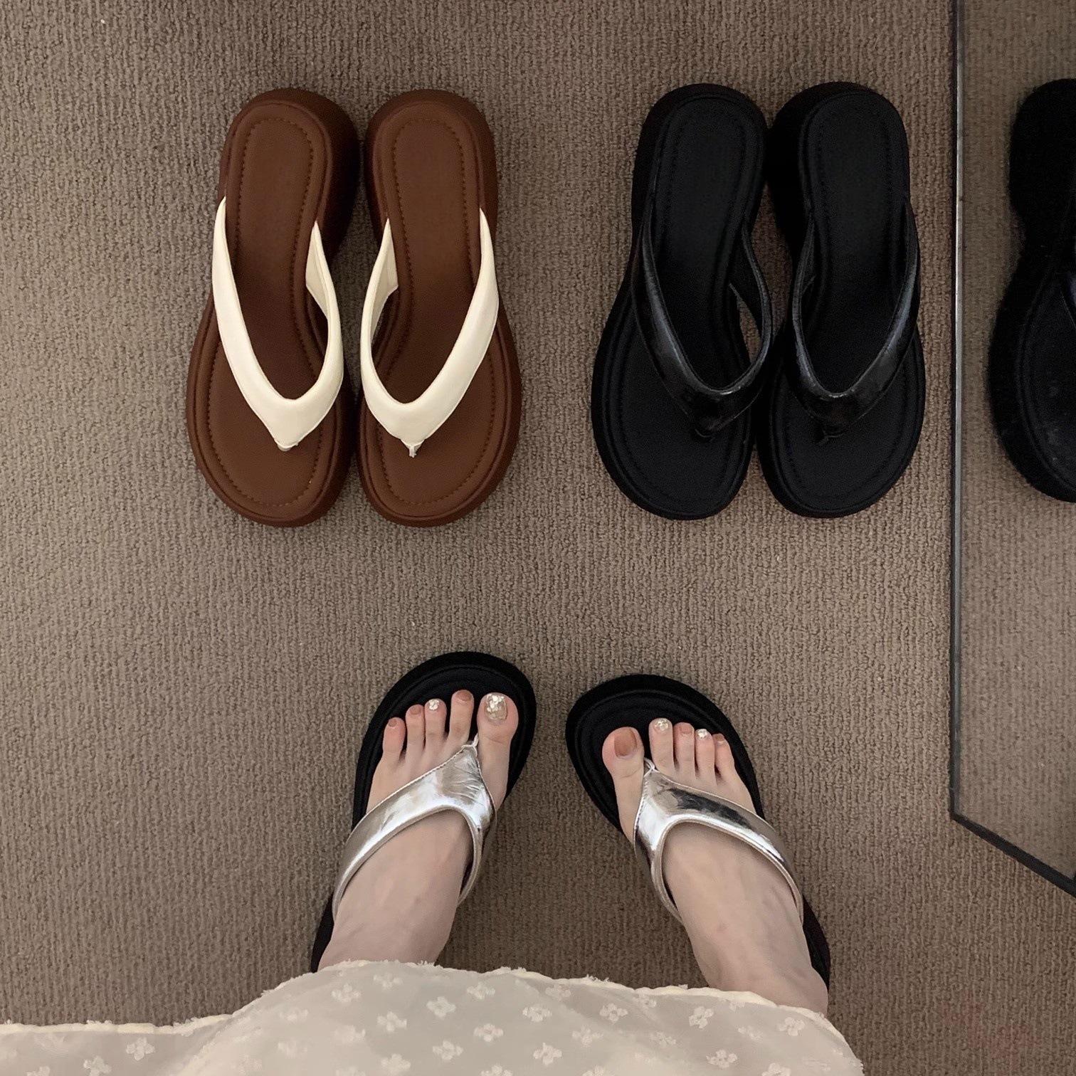 

Muffin thick-soled high-heeled toe nude cool slippers female gentle fairy inner height-increasing sandals 35 бежевий