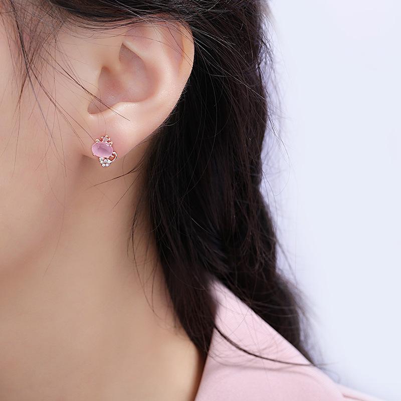 Cute Kitten Cat Eye Stone Needle Earrings for Women New Trendy Earrings Niche Design Earrings