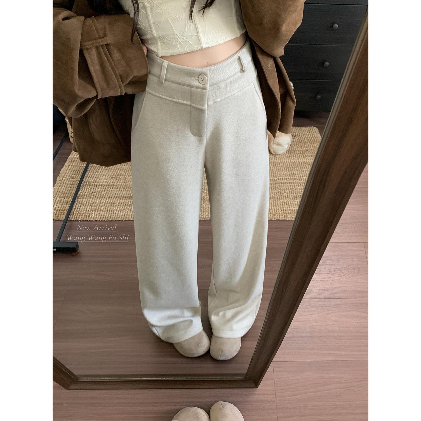 

High-Waisted Velvet Wool Wide-Leg Pants for Women - Autumn/Winter 2025 Collection M