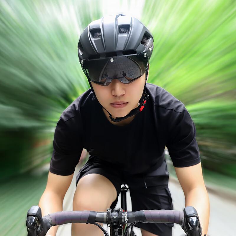 WestBiking Integrated One-Piece Bicycle Riding Helmet with Tail Light Safety Cap