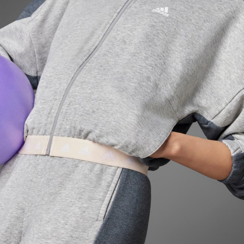 Adidas Jachetă Dama cu Glugă și Mâneci Lungi cu Logo cu Litere în Bloc de Culoare Gri Mediu Melanj HZ9668