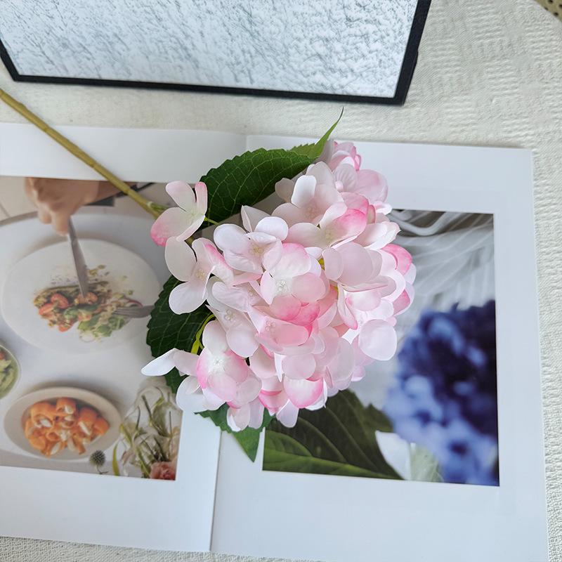 Hydrangea Artificial Flower Ornament for Living Room and Dining Table Decoration