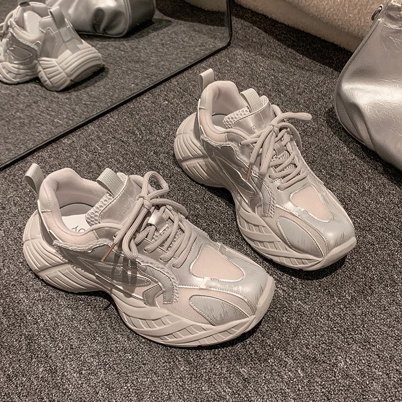 

Dad shoes increase the height of women s models 2025 new summer fashion small thick-soled light and comfortable sports shoes 35