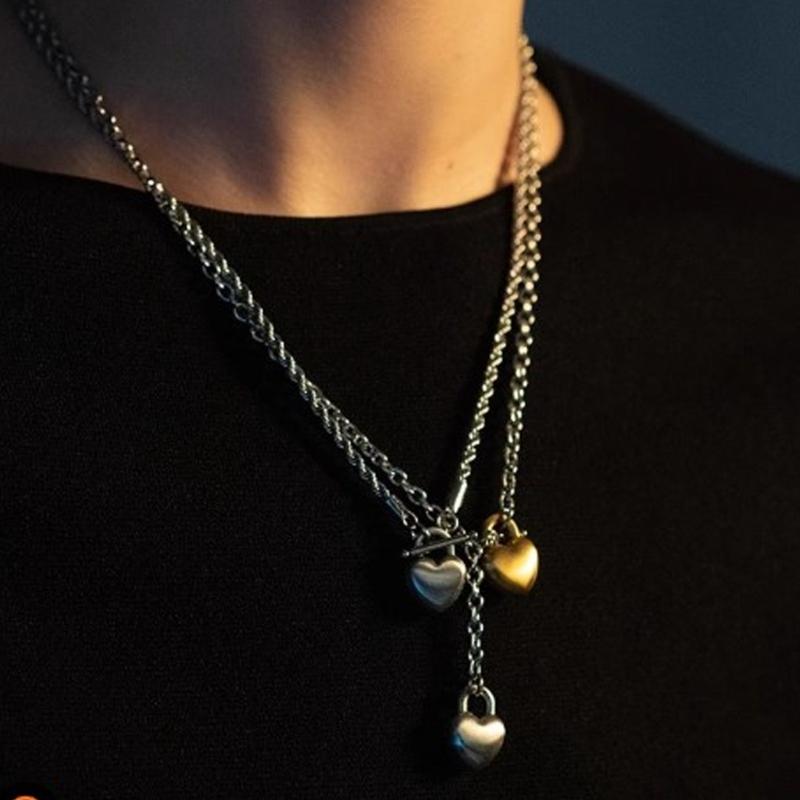 Fashionable Double Heart Pendant Necklace OT Buckle Sweater Chain Adjustable Length Neckchain Accessory for Daily Wear