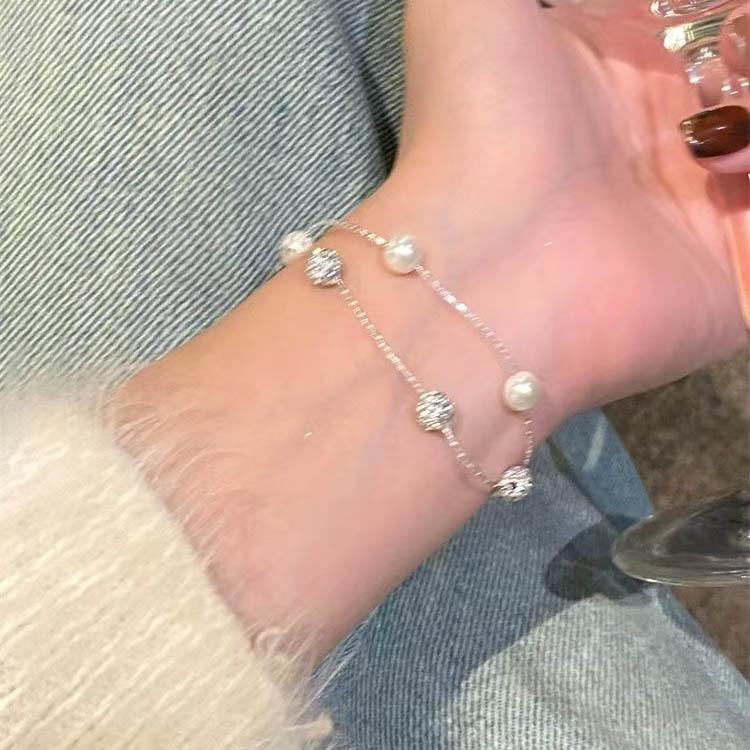 Stylish Geometric Zirconia Bracelet For Women Perfect For Gifting Special Occasions