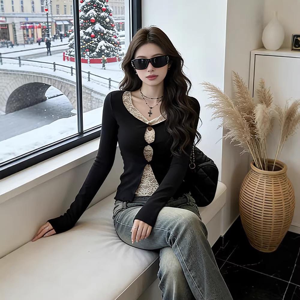 Women's Black V-Neck Lace Patchwork Knit Top - Long Sleeve, Hollow Out Inner Layer for Autumn/Winter.
