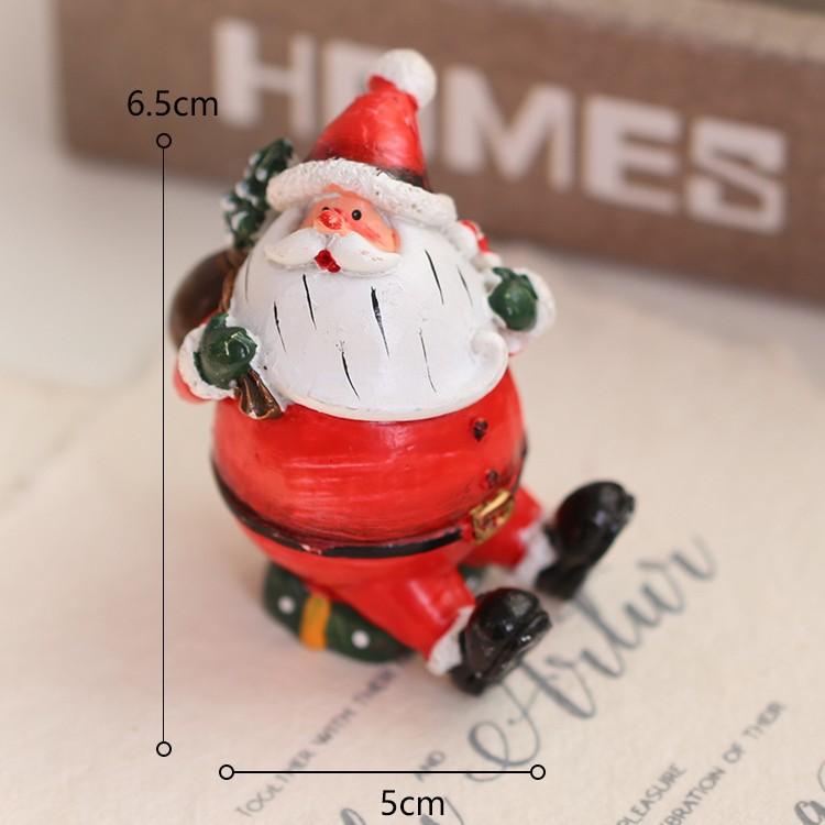 Christmas Resin Ornament Mini Santa Claus Resin Ornament Decorative Gifts Resin Crafts Tabletop Ornament