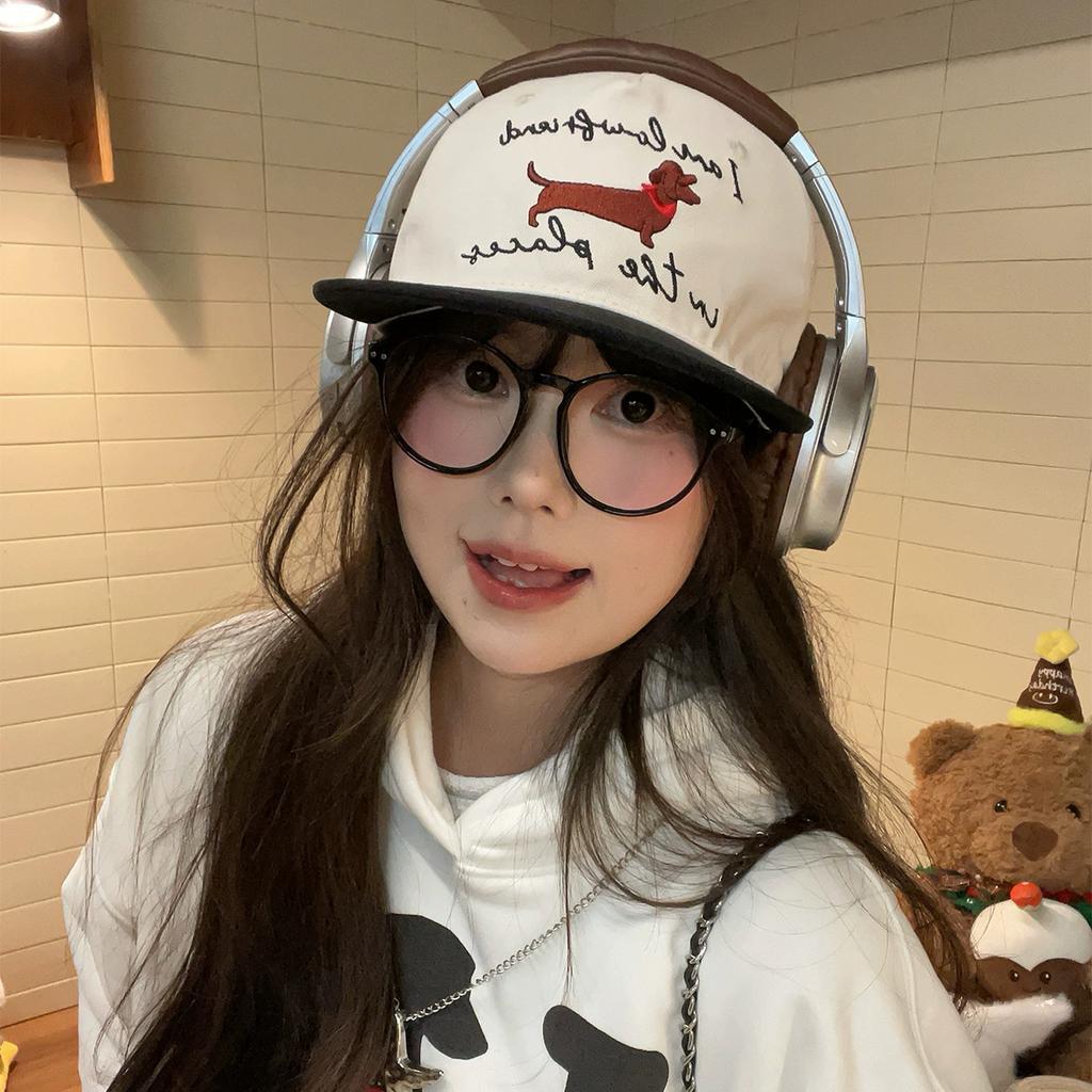 Flat Brim Cartoon Dachshund Dog Cat Embroidered Baseball Cap Men And Women Hip Hop Street Color Matching Cute Cap