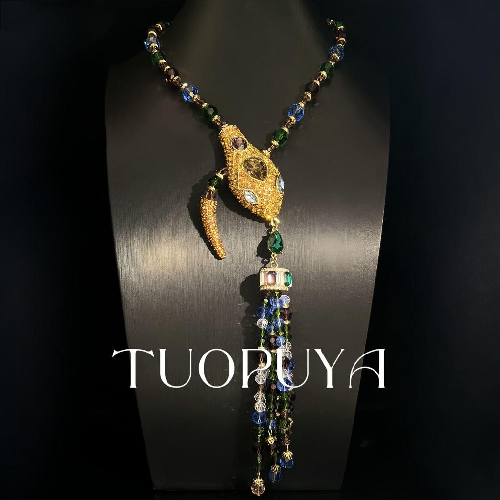 Exquisite Retro Snake Necklace with Colored Diamonds - Elegant Handmade Beaded Pendant