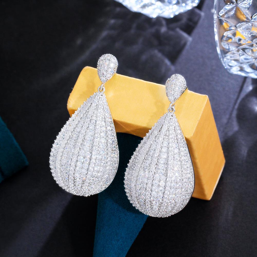 Designer High Sense Übergewichtiges Komplettset Voll Zirkon Kleideraccessoires Luxus Ohrringe Persönlichkeit Voll Diamant Ohrringe