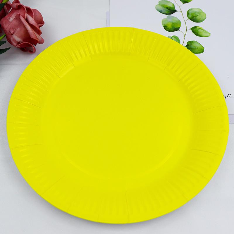 Solid Color Disposable Paper Plates for Party, Picnic, or Birthday