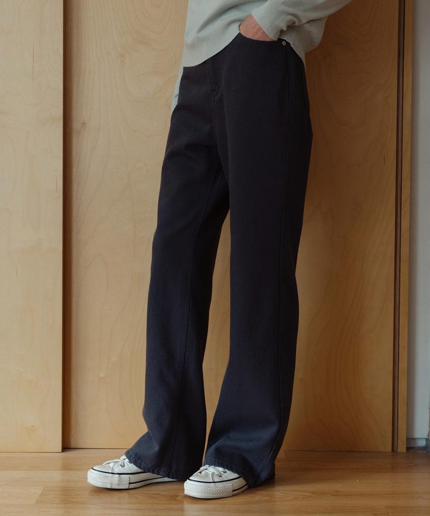 LAMINEZ Semi-Bootcut Cotton Pants - Charcoal