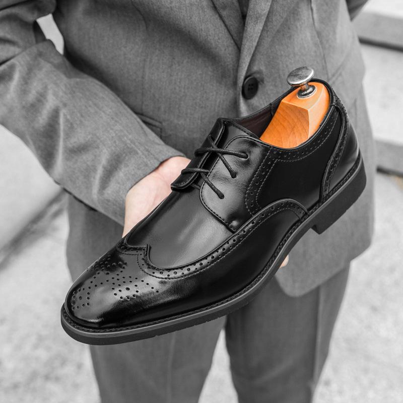 

Мужские кожаные туфли в британском стиле, корейская версия, остроносые кожаные туфли, повседневные мужские туфли, оверсайз, универсальные, большого размера, модные туфли, туфли Doudou для мужчин 38 чёрный