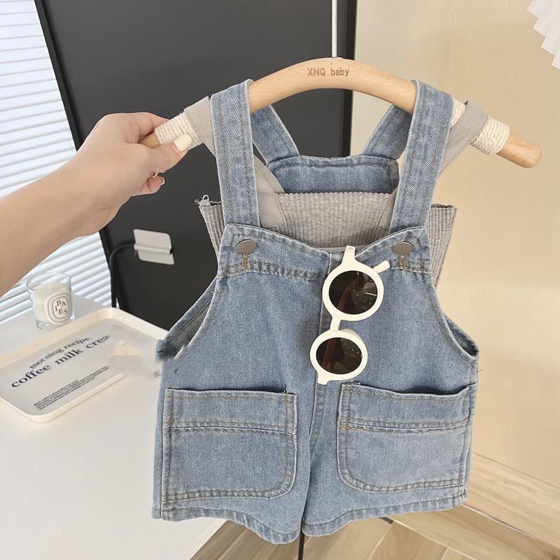 Trendy Summer Denim Overall Outfit For Girls With Stylish Sleeveless Design And Comfortable Cotton Fabric