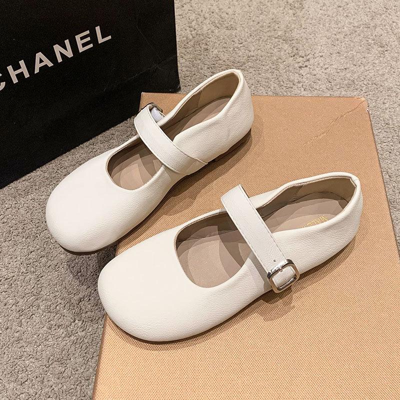 Mary Jane Shoes Women's Flat Shoes Spring and Autumn 2025 New Shallow Mouth Grandma Shoes Gentle Wind with Skirt Small Leather Shoes