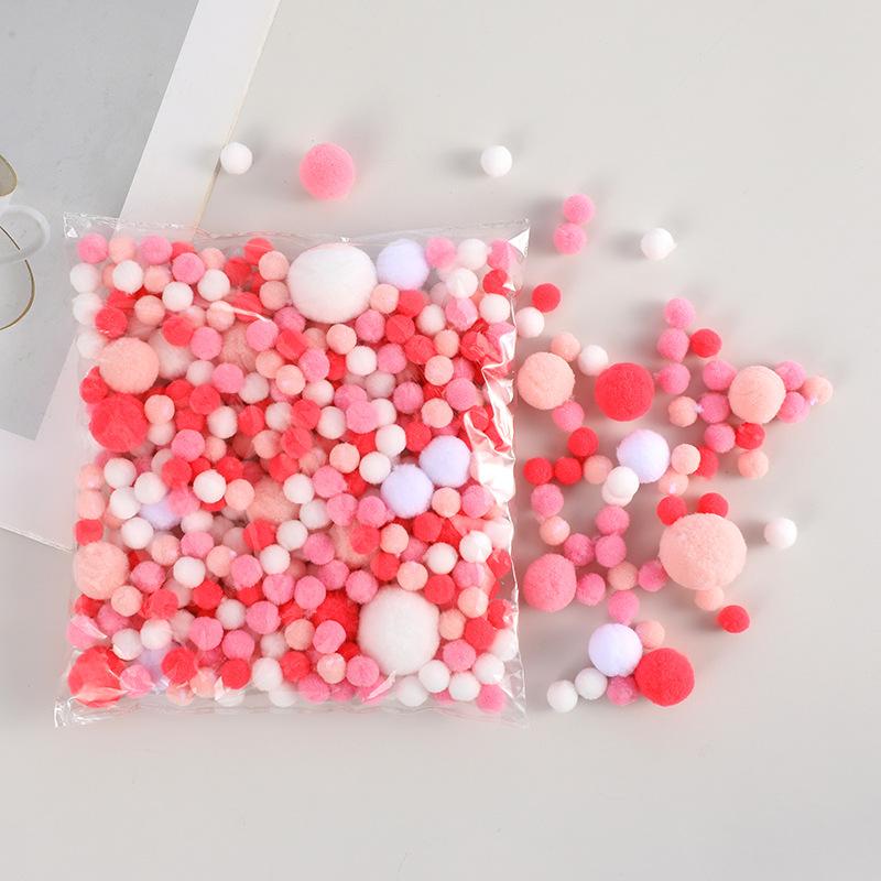 

Mixed Fluffy Christmas Color Pompoms DIY Hand-Sewn Craft Children s Toys Decoration Material
